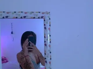 Streamate Nude Webcam of MeliMuller