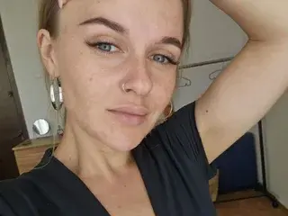 Streamate Watch Live Sex Cams of MaribelRiverr