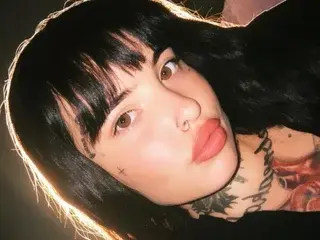 Streamate Best live sex cam show of HoneyDripsOnYou