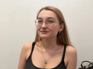 Streamate Live Sex Cam of Sophie18Lux