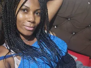 Streamate Free Live Porn of DianneHalle19