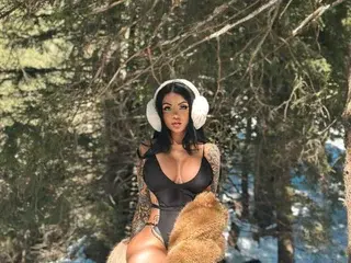 Streamate Watch Live Sex Cams of LucyHills39