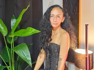 Streamate Sex Cam of SamanttaLopez