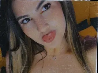 Streamate Adult Webcams of GiuliaHarvey