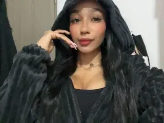 Streamate Live Sex Cam of AnahiTorress