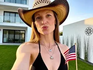 Streamate Private Sex Chat of MissIvySinclair