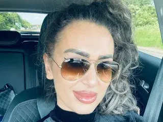 Streamate Live Sex Cam of AmiRides