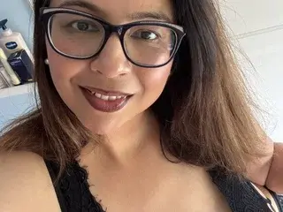 Streamate Free Live Porn of Zarah_Housewife