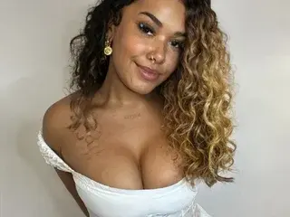 Streamate Nude Webcam of GraceFlower
