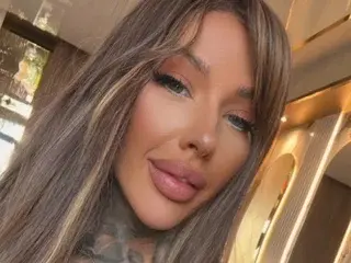 Streamate Sex Cam of imScarletNoir