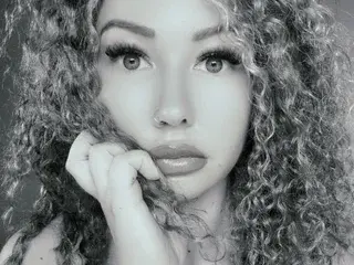 Streamate Live Sex of KatBigBum