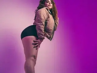 Streamate Live Porn of NinnaCurly