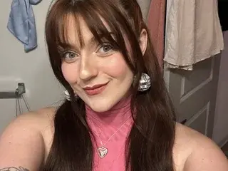Streamate Nude Webcam of DitzyLilDaisy