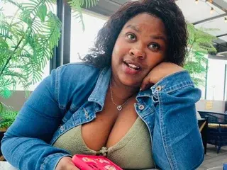 Streamate Adult Webcams of EbonyOrgasmPie
