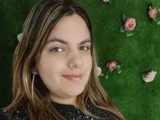 Streamate Watch Live Sex Cams of HugeTitties