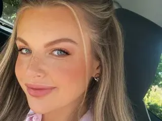 Streamate Best live sex cam show of ArabellaRoseheyxx