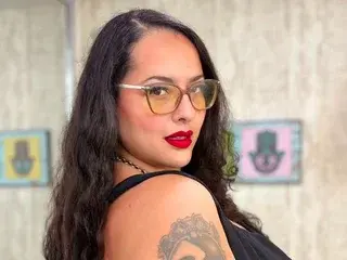 Streamate Live Sex Cam of KarlaOrtizz