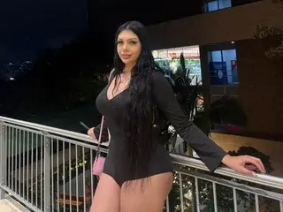 Streamate Adult Video Chat of April77