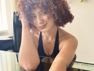 Streamate Live Porn of HollyJhonson
