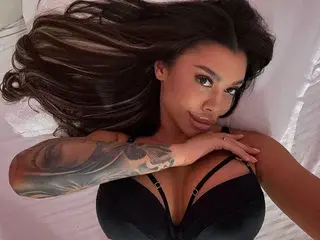 Streamate Best live sex cam show of Naty_Desiree