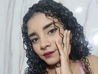 Streamate Sex Cam of RayliCurly