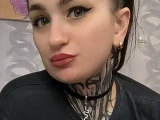Streamate Sex Chat of dominikazX