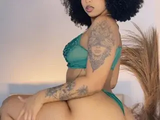 Streamate Free Live Porn of AdharaHiiller