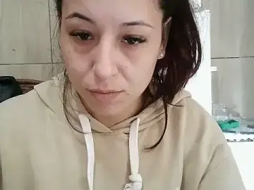 Stripchat Nude Webcam of cris048