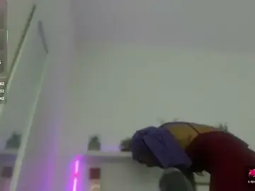 Stripchat Best live sex cam show of Amira_Alzahra