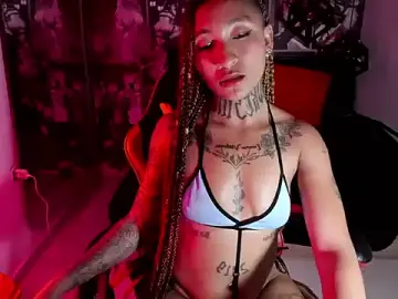 Stripchat Sex Cam of Savage_Knela