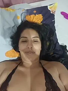 Stripchat Live Sex Cam of LizaLorini