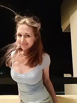 Stripchat Best live sex cam show of irresistibelle