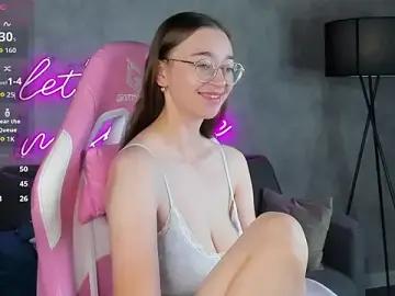 Stripchat Watch Live Sex Cams of Lucy_Green