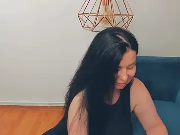 Stripchat Sex Cam of BrilliantGirll