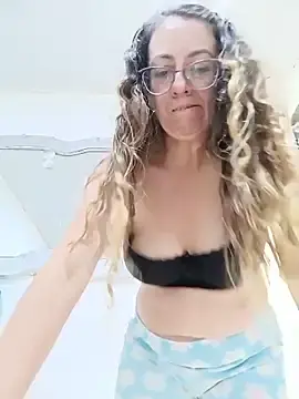 Stripchat Best live sex cam show of miss_hanna07