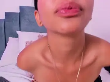 Stripchat Free Live Porn of naomi__lux