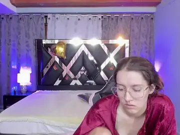 Stripchat Free Porn Cam of Linda4Petite