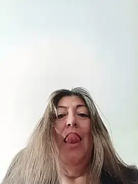 Stripchat Live Sex of emma_tour