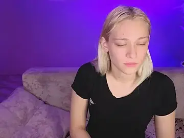 Stripchat Watch Live Sex Cams of KaraLiin