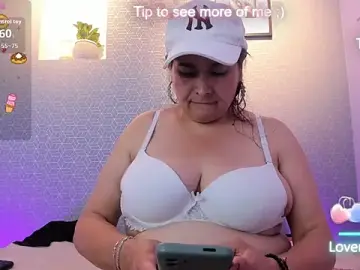 Stripchat Sex Cam of Karla_Monroe_