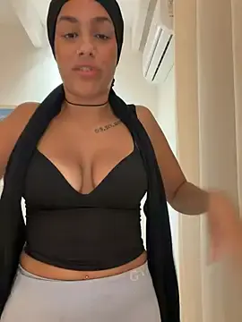 Stripchat Watch Live Sex Cams of nadiabnssd