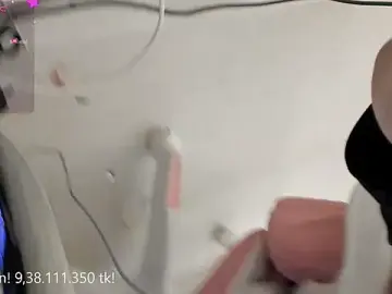 Stripchat Live Sex of MelonyEmo