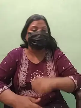 Stripchat Live Sex Cam of Tamil_Milf