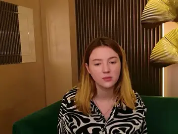 Stripchat Free Porn Cam of Laura_Stellar