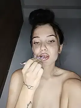 Stripchat Private Sex Chat of icedrosemarye