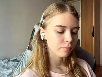 Stripchat Live Sex Cam of HebrewRiding