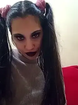 Stripchat Live Sex Cam of molymeneses