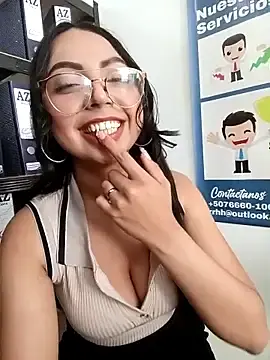 Stripchat Adult Webcams of JENNIFER__03