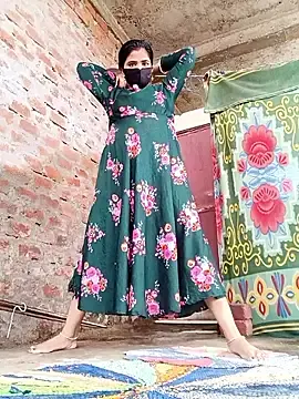 Stripchat Live Sex Cam of Cute-Bandna