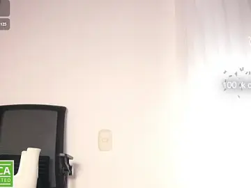Stripchat Nude Webcam of aidaadams
